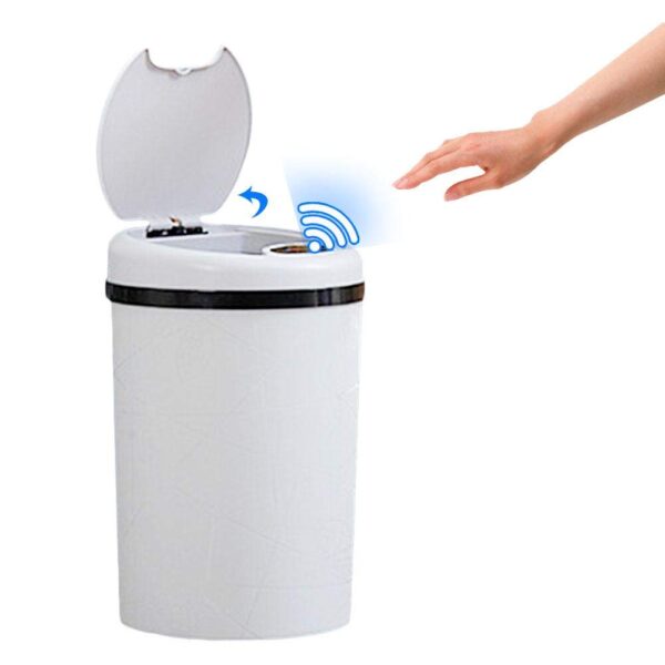 Plastick_GarbageBin_White_05_A.jpg