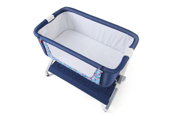 Bassinet_Navy_02.jpg