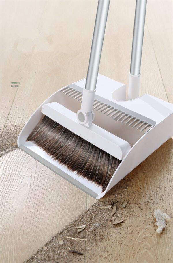 DustpanBroom_12.jpg