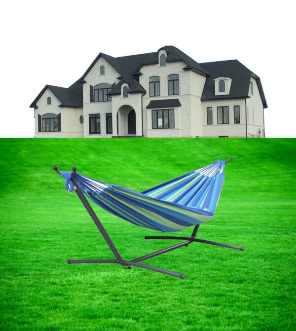 House_With_Glass_Hammock_01.jpg