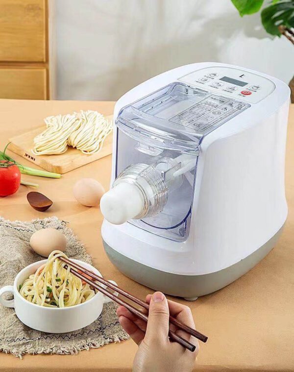 NoodleMaker_01.jpg