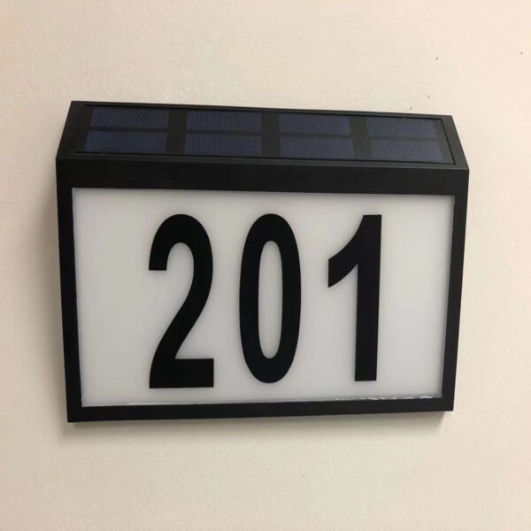 Solar20House20Number20Light_02.jpg